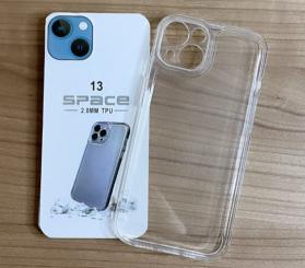 IPhone 13 mit Kameraschutz 